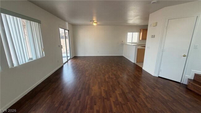 Building Photo - 5328 Desert Columbine Ct