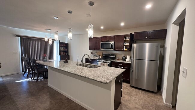 Building Photo - 75 Sweetgum Ln