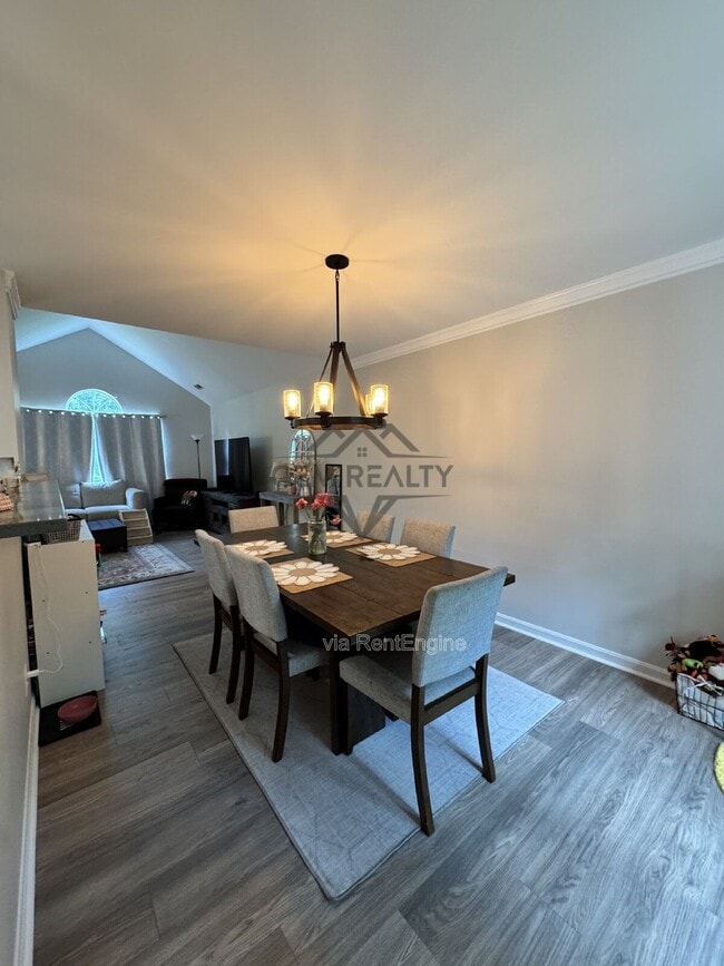 Building Photo - 21 Countryside Dr