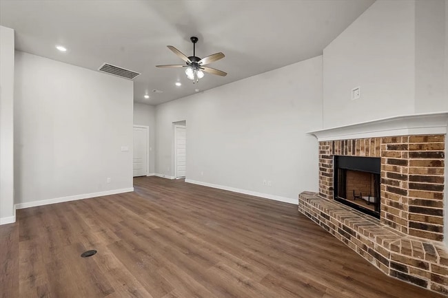 Building Photo - 2024 New Build in Wolfforth | Open Concept, Cul-de-Sac & Modern Finishes