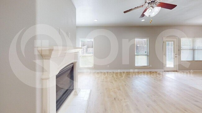 Building Photo - 9905 Prairie Dog Ln