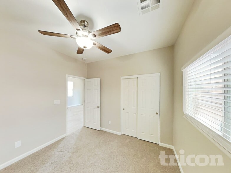 Building Photo - 8737 Dodds Canyon St