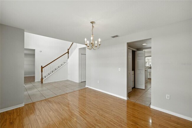 Building Photo - 3223 SW 41st Ave