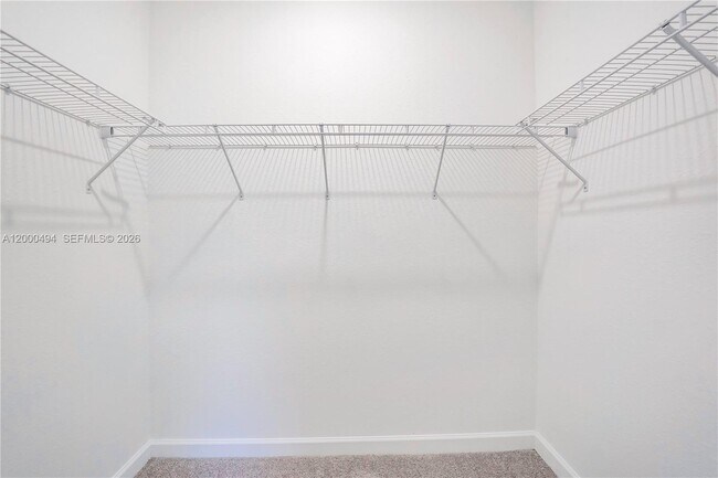 Building Photo - 250 SE 10th St