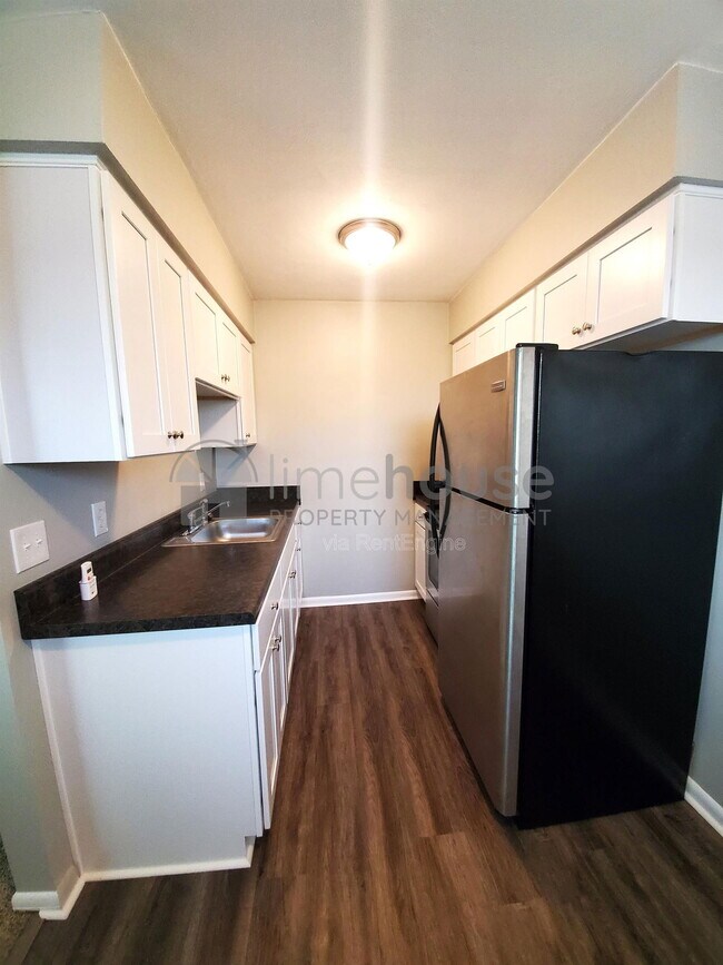 Building Photo - 4314 Dunning Rd