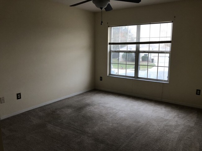 Building Photo - 10522 Angler Ct