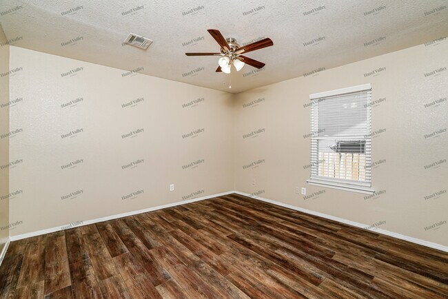 Building Photo - 9209 S 94th E Ave