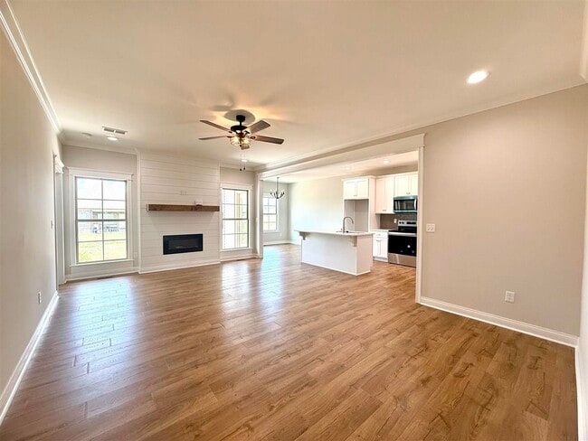Building Photo - 5410 Peony Dr