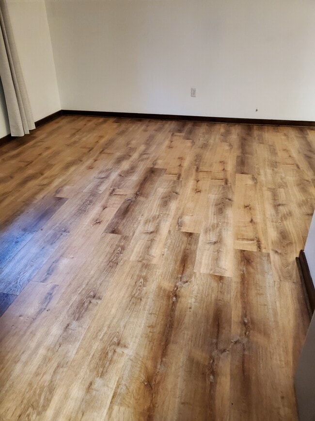 Building Photo - 71 Aiken St