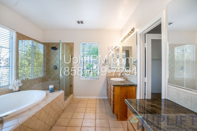 Building Photo - Spacious 5-Bedroom Home with Pool & Spa in San Elijo Hills ** MOVE IN SPECIAL $500 OFF FIRST MONT...