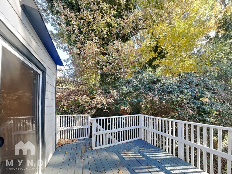 Building Photo - 315 Franklin Rd