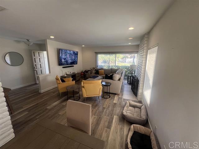 Building Photo - 7061 Estrella De Mar Rd