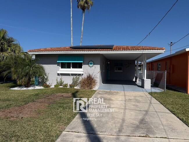 Building Photo - 4717 Floramar Terrace