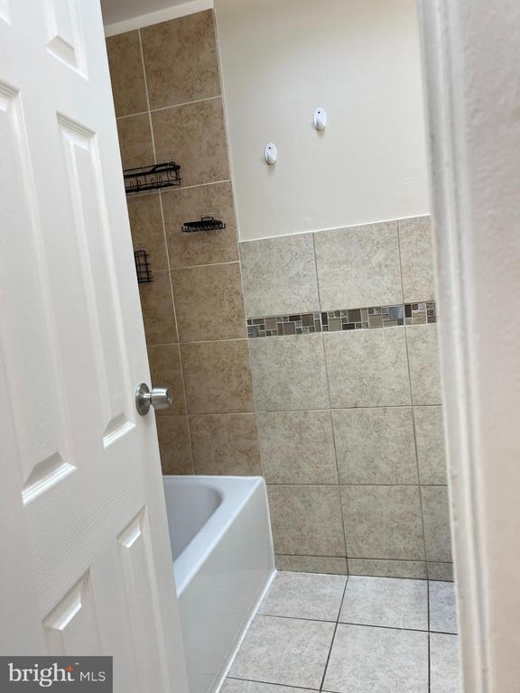 Building Photo - 2901 Secane Dr