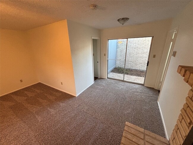 Building Photo - 12614 Campos Dr