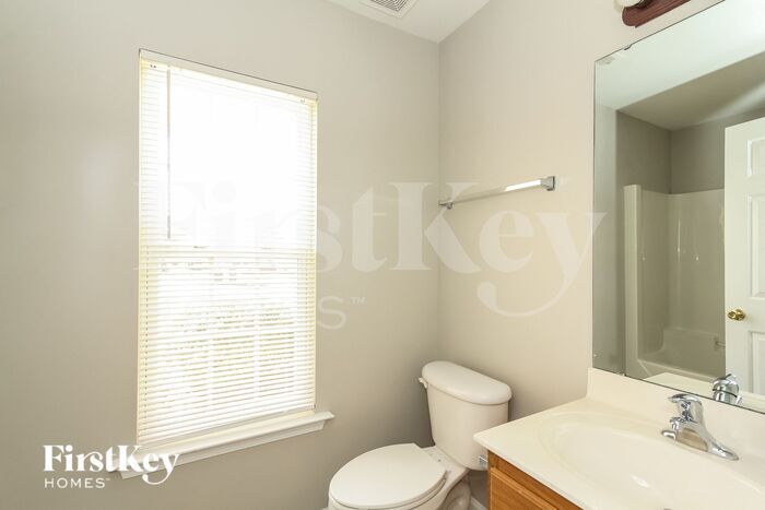 Building Photo - 202 Wolf Creek Ln