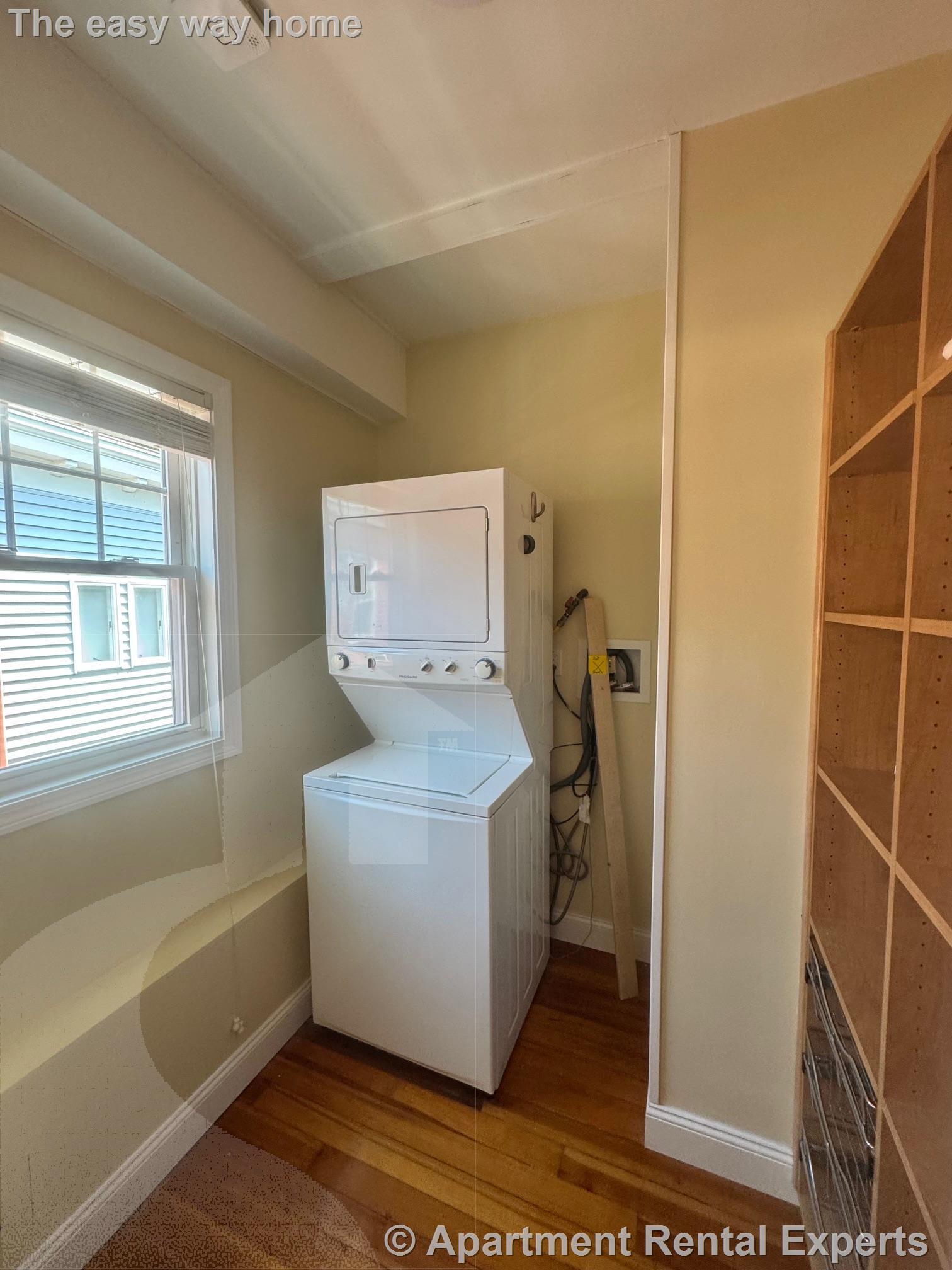 Building Photo - 86 Morrison Ave