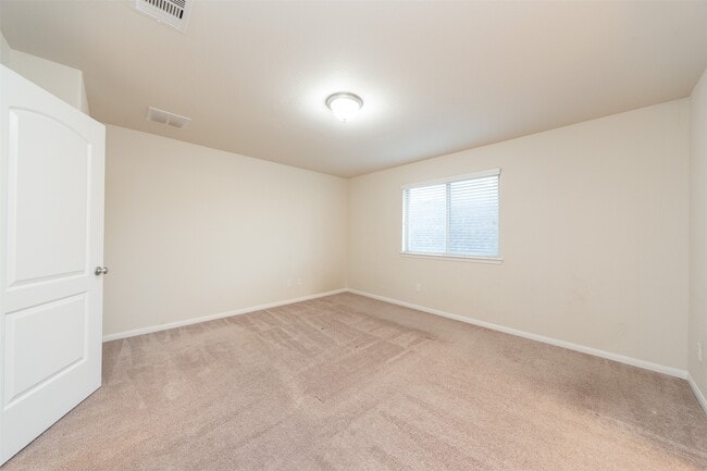 Building Photo - 26718 Hartford Grove Ln