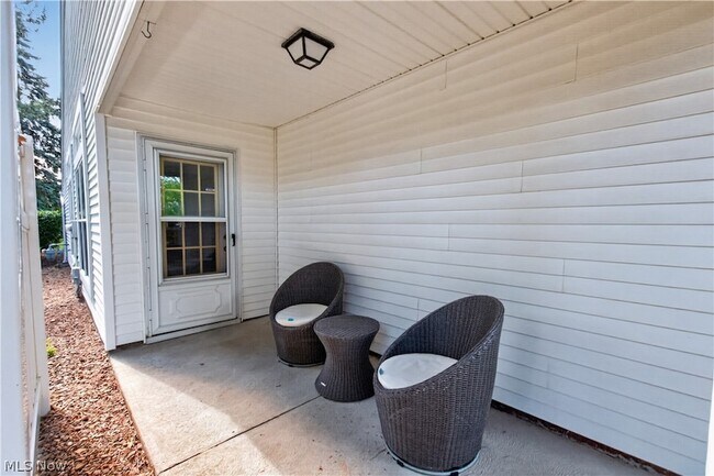 Building Photo - 1139 Lake Meadow Ln