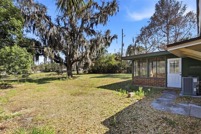 Building Photo - 1913 Baldwin Dr