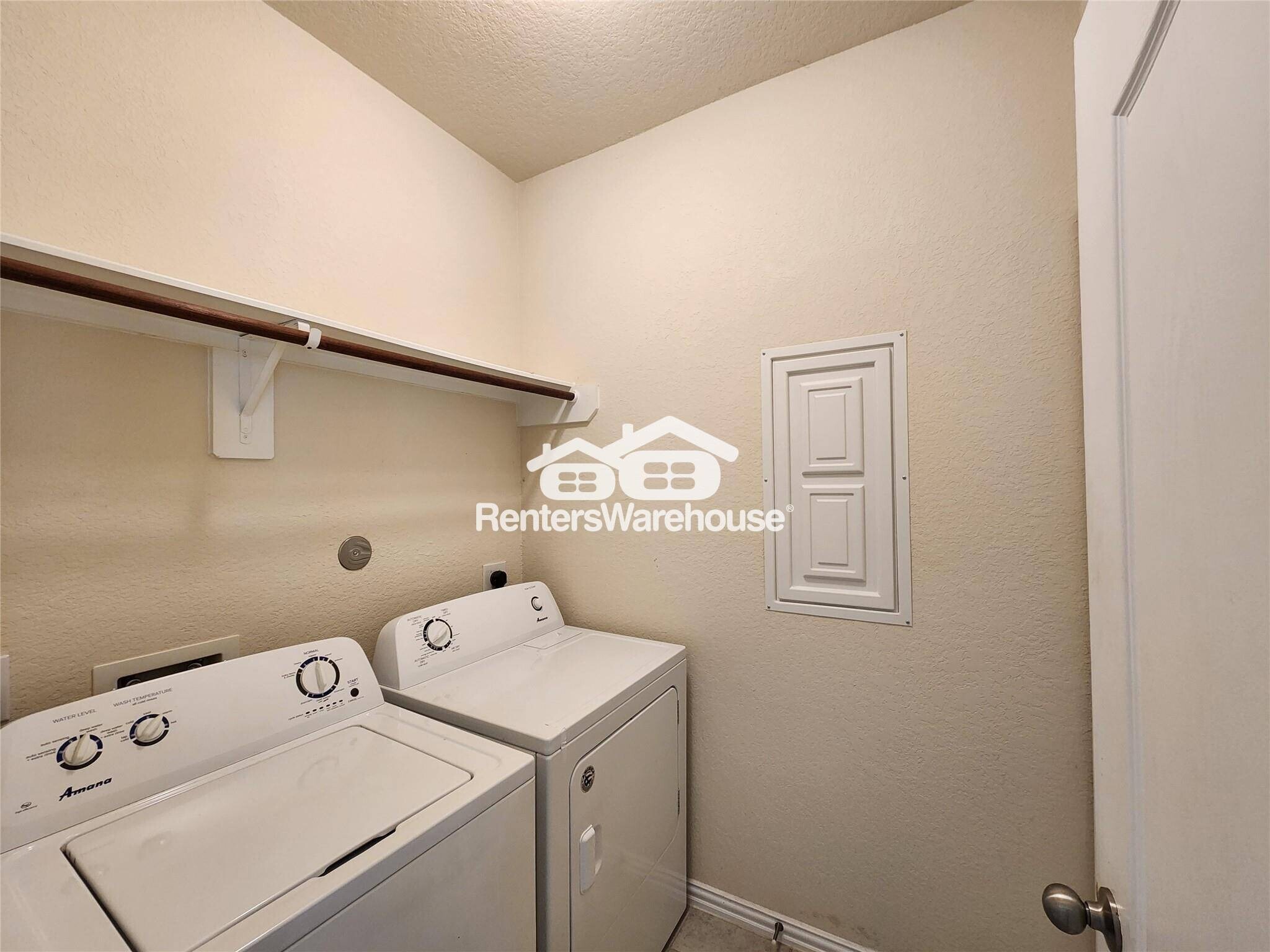 Building Photo - 12708 S Shore Dr