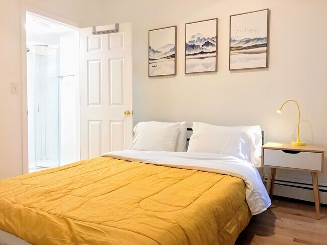 Building Photo - 12 Riverdale St