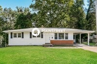 Building Photo - 3 Bedroom Pet-Friendly Home in St. Louis, MO with Main Street Renewal