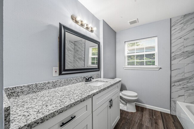Building Photo - 5859 Flamingo Dr