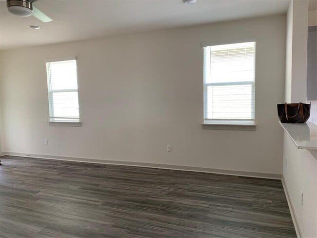 Building Photo - 7810 Linda Michelle Ln