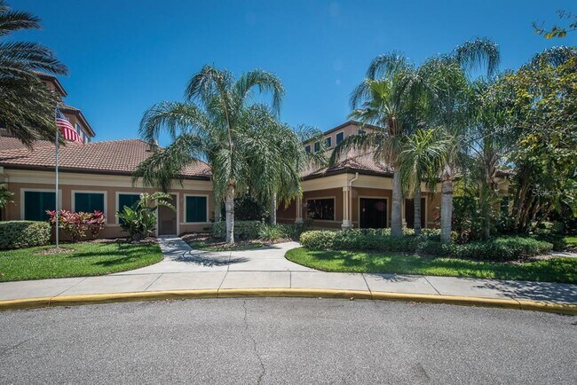 Building Photo - 352 Laurel Falls Dr