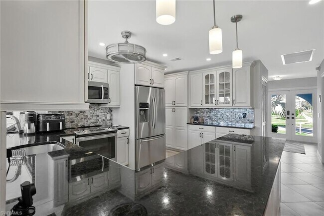 Building Photo - 50 Copperfield Ct