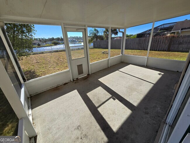 Building Photo - 127 Cedar Cir Dr