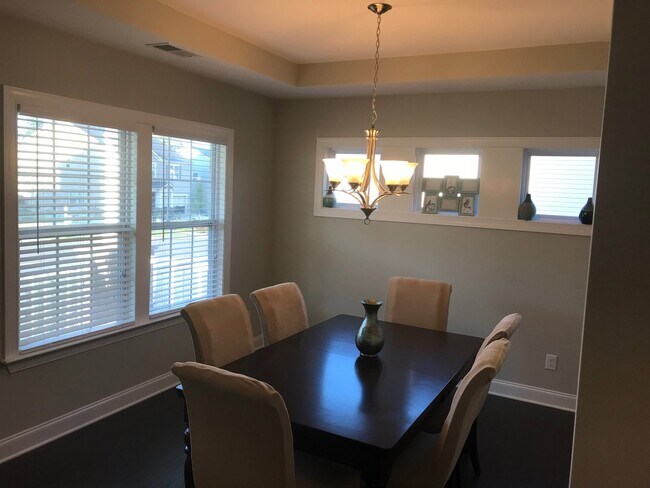 Building Photo - 850 Longleaf Pine Pl