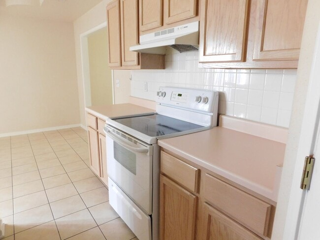 Building Photo - 1704 Granex Dr