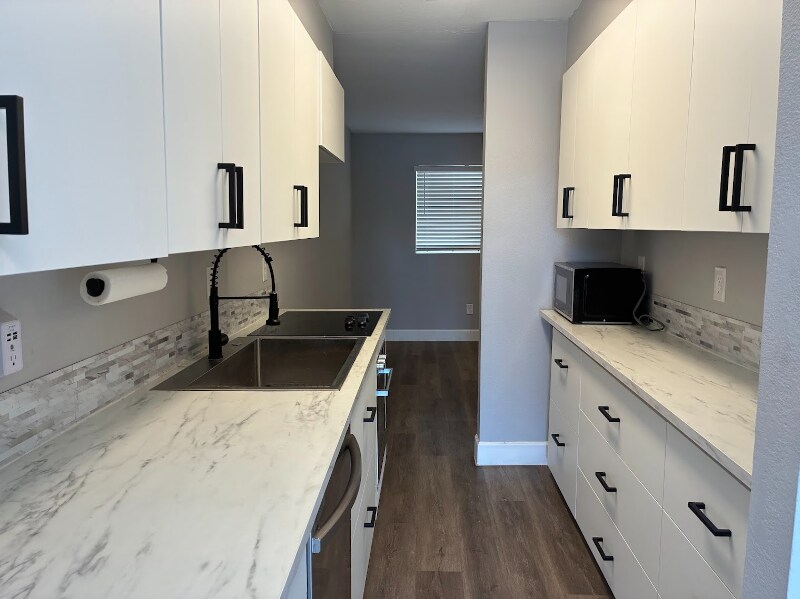 Building Photo - 4331 53rd St