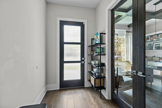 Building Photo - 2518 Southgate Blvd