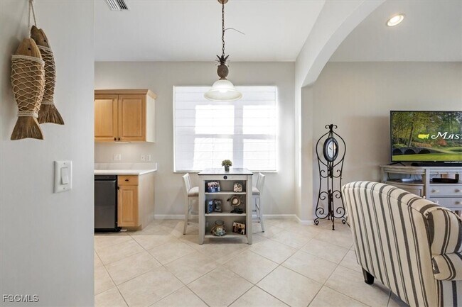Building Photo - 3131 Meandering Way