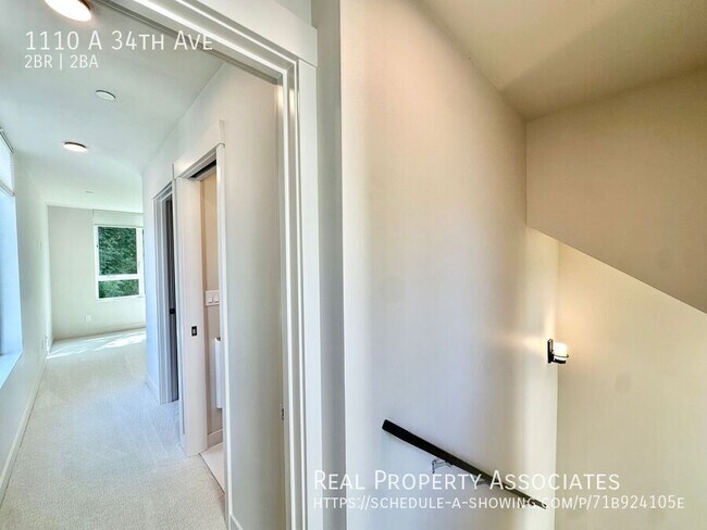 Building Photo - 1110 A 34th Ave