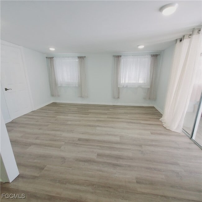 Building Photo - 26222 Earl Rd