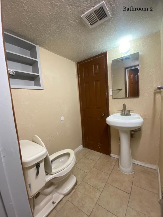 BATHROOM - 3515 W Marshall Ave