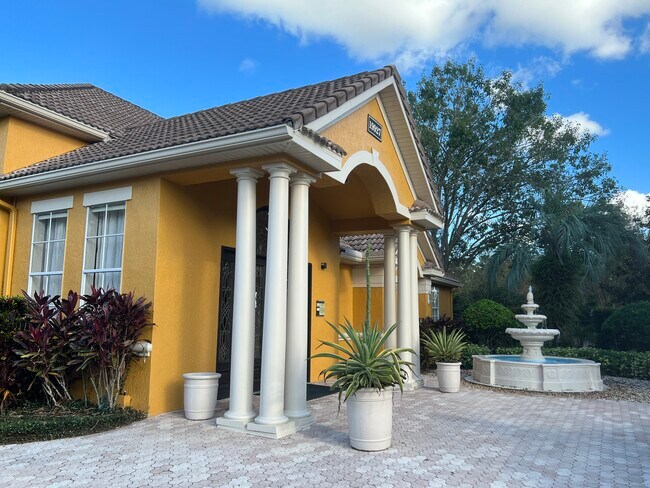 Building Photo - 19920 Villa Ridge Dr