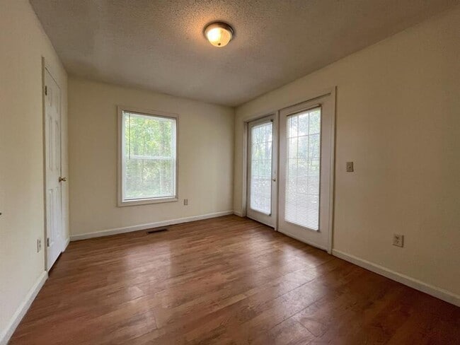 Building Photo - HOME FOR RENT IN ARAB