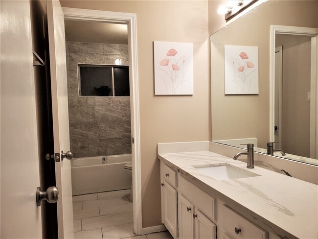 Building Photo - 21511 Westcliffe Falls Dr