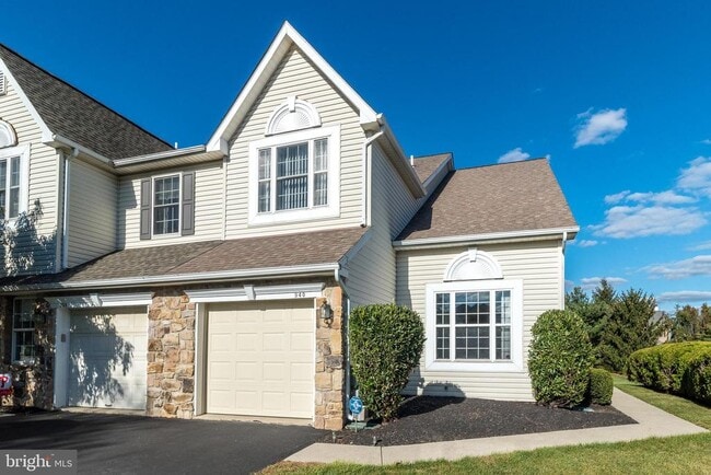 Building Photo - 940 Bentley Ct