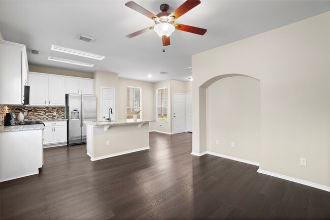 Building Photo - 15 Blue Creek Pl