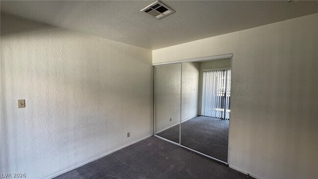 Building Photo - 5044 S Rainbow Blvd
