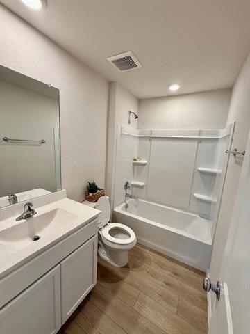 Building Photo - 14123 Maida Dr