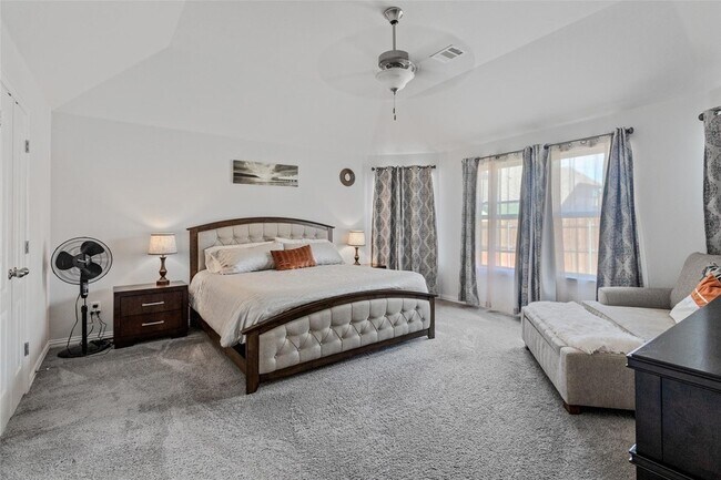 Building Photo - 1124 Diamond Dove Dr