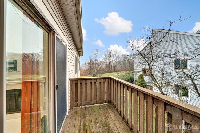 Building Photo - 914 Aspen Dr