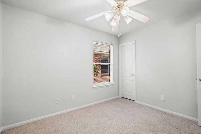 Building Photo - 30235 Emerson Creek Dr